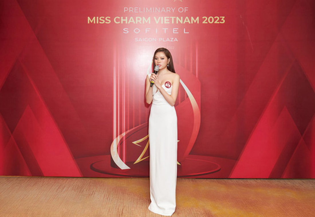 Thanh Thanh Huyền trở thành Miss Charm Vietnam; Taylor Swift lấn sân đạo diễn phim - Ảnh 2.