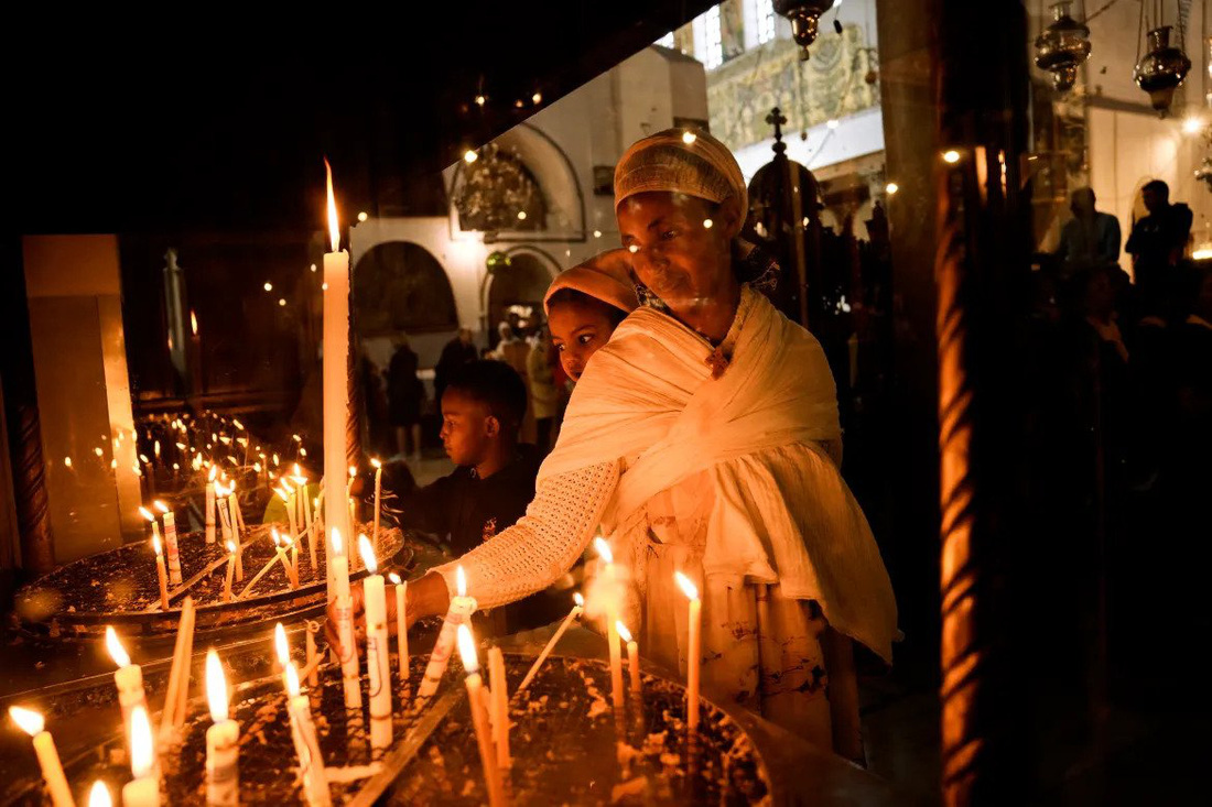 Bethlehem, nơi Chúa giáng sinh, mở cửa đón du khách trở lại dịp Noel - Ảnh 1.