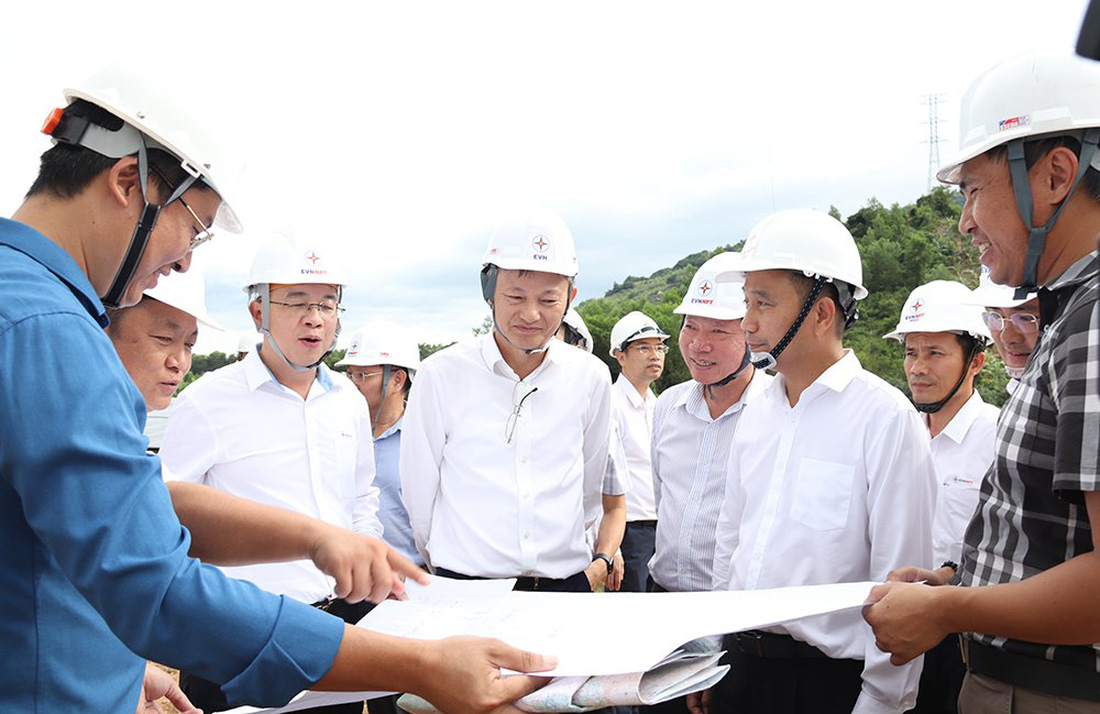 Tháng 8-2023, Nhà máy nhiệt điện BOT Vân Phong 1 chính thức phát điện thương mại - Ảnh 3.