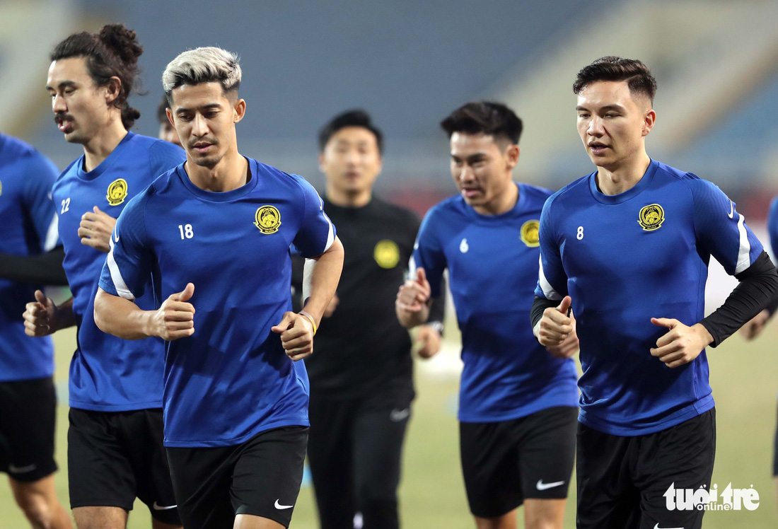 Dàn ngoại binh của Malaysia tích cực chuẩn bị cho trận đấu với Việt Nam - Ảnh 3.