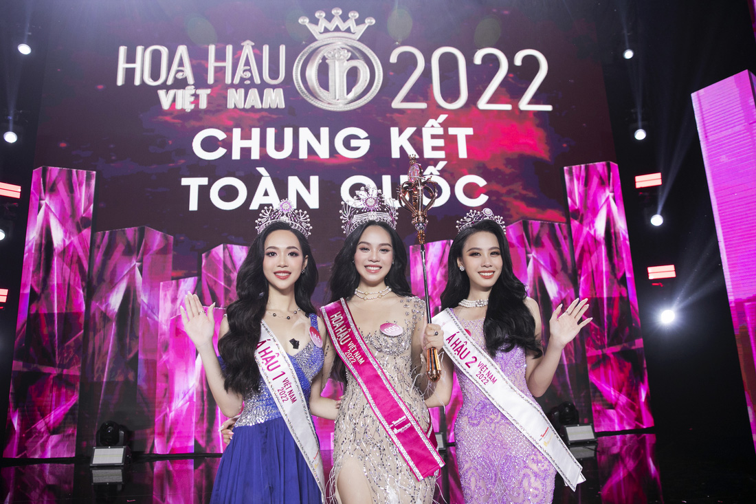 Thi hoa hậu năm 2022 ở Việt Nam: Tổ chức thật nhiều, nhớ được bao nhiêu? - Ảnh 1.