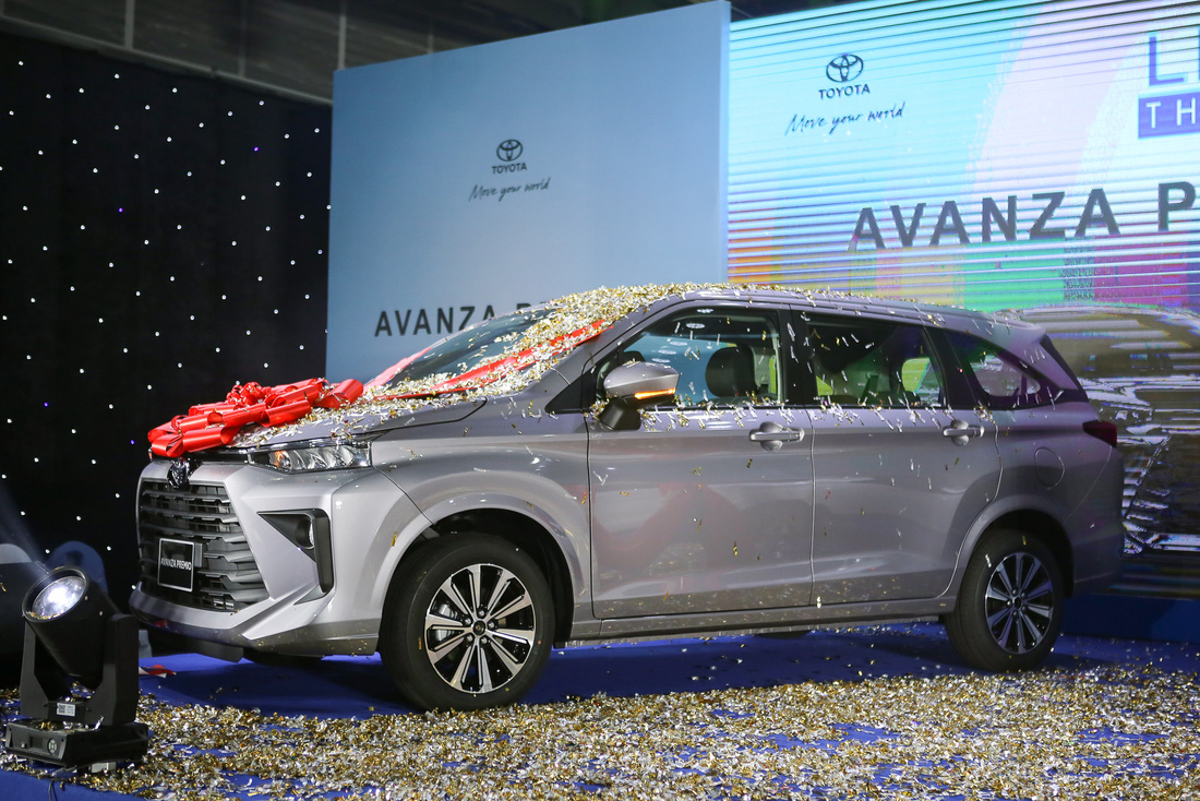 Toyota Veloz và Avanza xuất xưởng từ Vĩnh Phúc: Hơn 200 linh kiện được nội địa hóa - Ảnh 2.