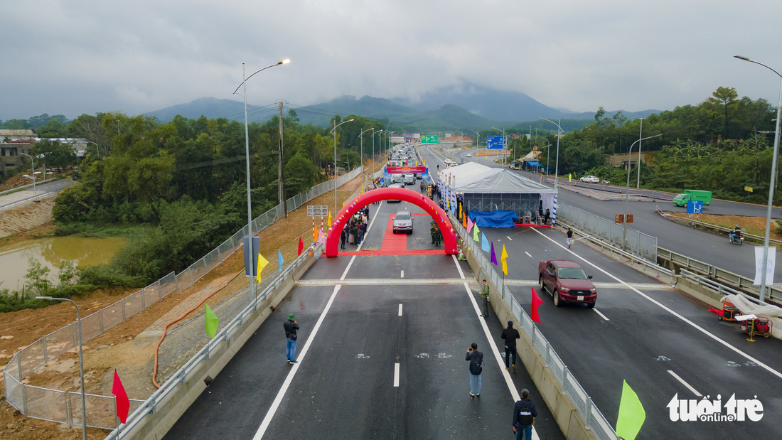 Khánh thành cao tốc Cam Lộ - La Sơn - Ảnh 4.