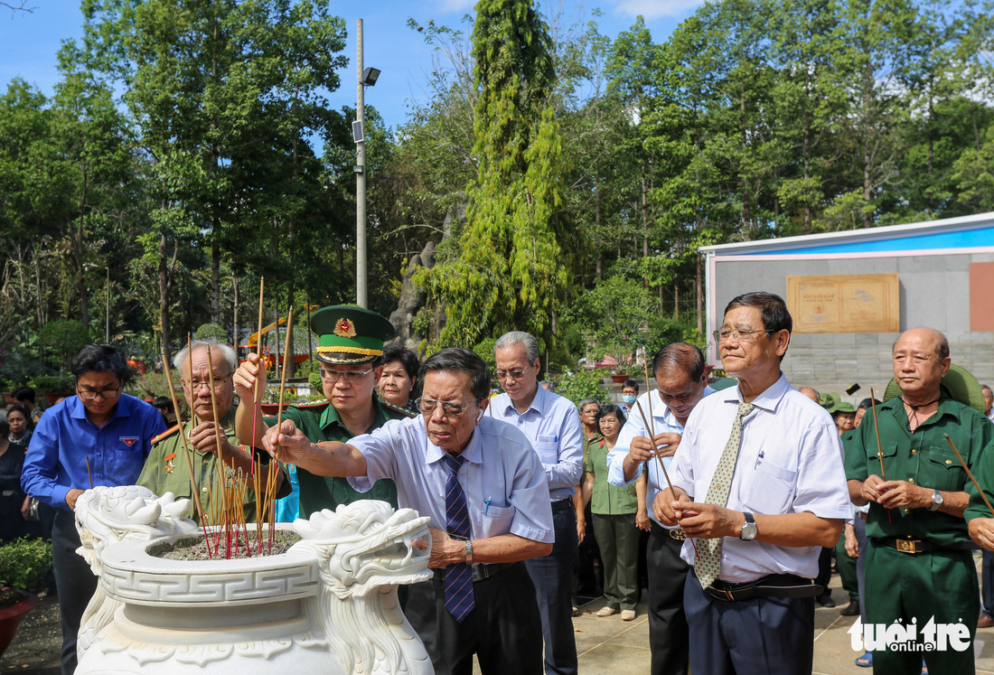 Xúc động ngày trở lại ‘căn cứ’ của Đoàn thanh niên Trung ương Cục miền Nam - Ảnh 5.