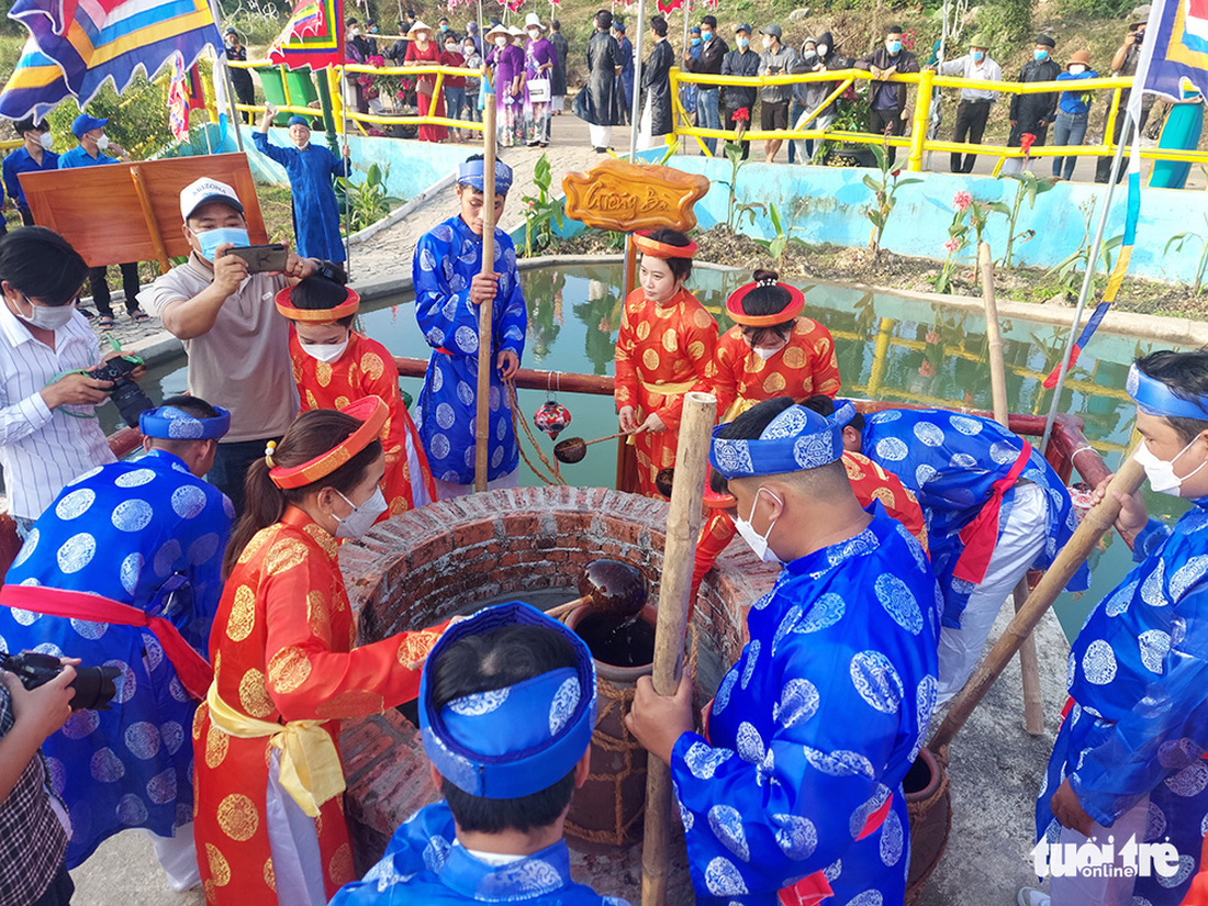 Độc đáo lễ rước sắc, rước nước ở lễ hội Bà Thu Bồn - Ảnh 11.