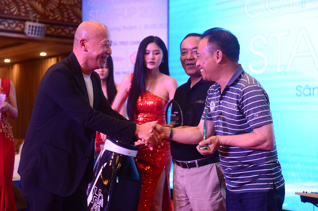 Sôi nổi đêm Gala trao giải Golf Tournament For Start-up 2022 - Ảnh 9.