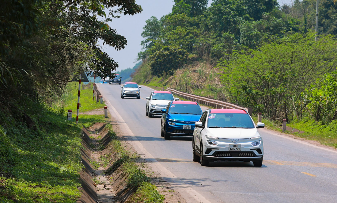 400km trải nghiệm VinFast VF e34: Chưa hoàn hảo nhưng nhiều nghi ngại được giải đáp - Ảnh 4.