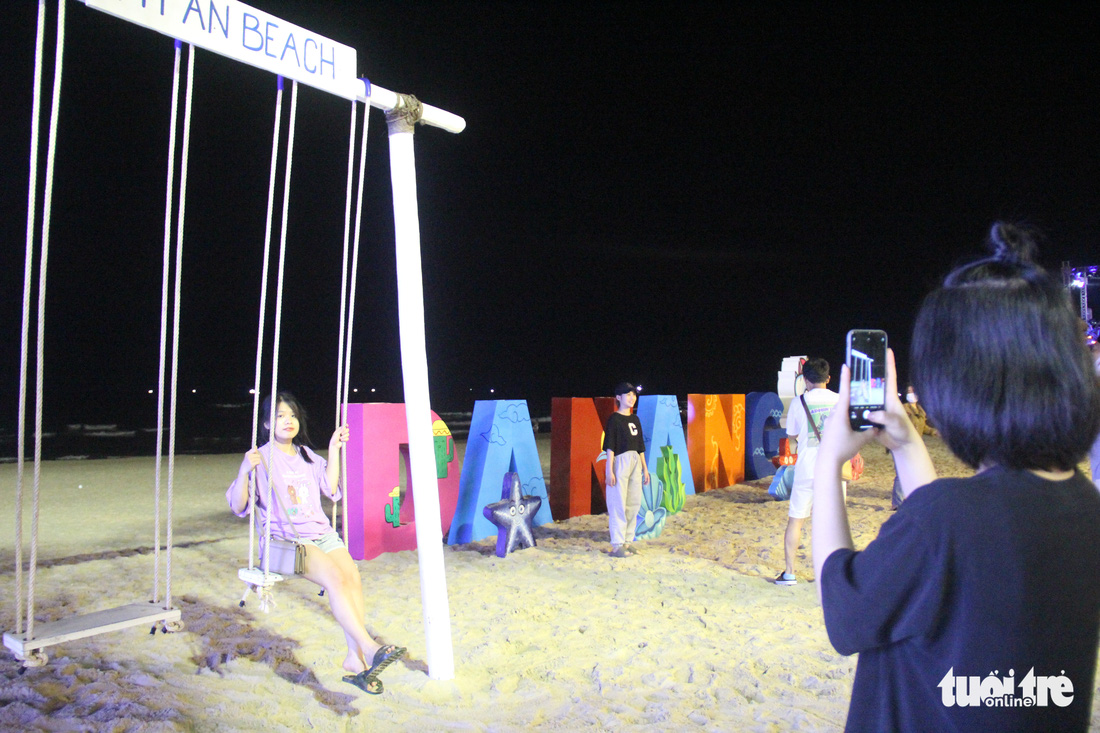 Đà Nẵng có thêm sản phẩm du lịch kinh tế đêm trên bãi biển Mỹ An - Ảnh 5.