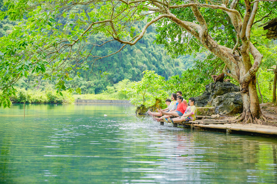 Thảo nguyên Đồng Lâm thay áo mới mùa nước nổi, đẹp như cổ tích - Ảnh 8.