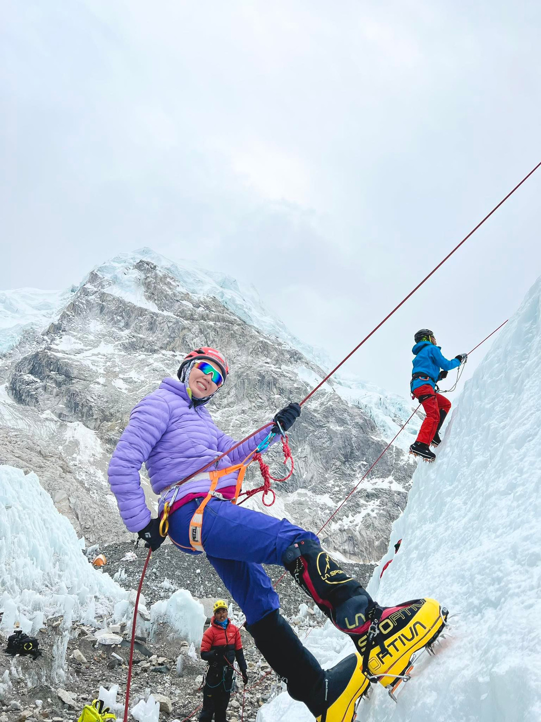 Thanh Nhã - người phụ nữ Việt đầu tiên lên đỉnh Everest: Không ngừng ước mơ và hành động - Ảnh 3.