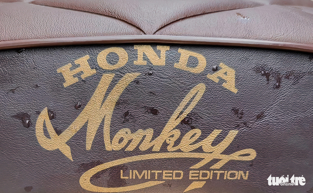 Honda Monkey mạ vàng hàng hiếm giá khoảng 200 triệu đồng tại Việt Nam - Ảnh 6.