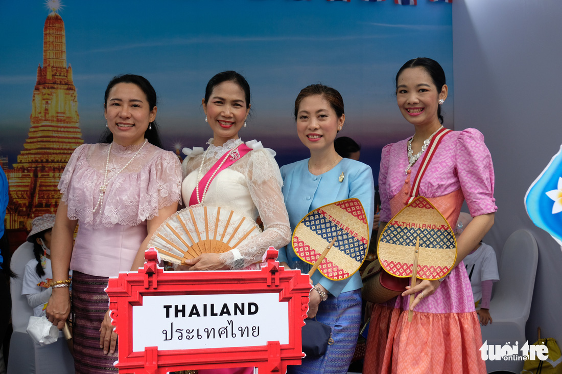 Rực rỡ sắc màu văn hóa trong Festival thanh niên Đông Nam Á - Ảnh 2.