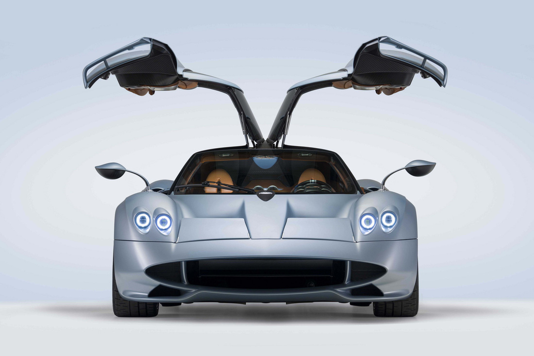 Chỉ 2 khách VIP yêu cầu, Pagani làm thêm 2 mẫu siêu xe Huayra vô cùng đắt đỏ - Ảnh 3.