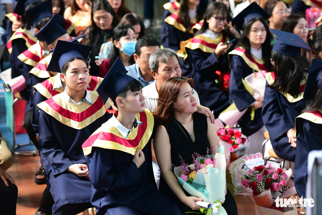 18 tuổi mình đã lớn, sẽ không làm ba mẹ buồn nữa - Ảnh 6.