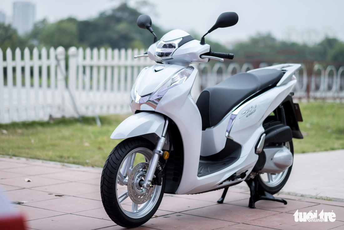 Dân buôn chào giá Honda SH300i 280 triệu đồng, cao gần gấp đôi bản 350 phân khối - Ảnh 10.