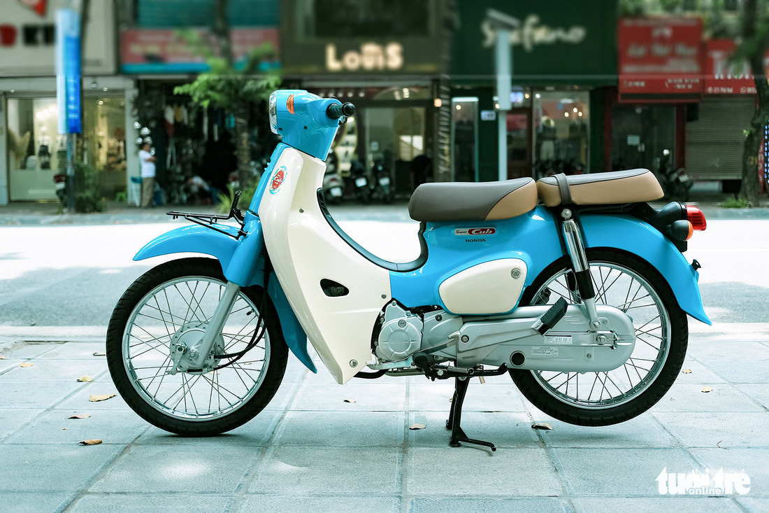 Honda Super Cub 110 nhập khẩu Thái Lan, giá hơn 100 triệu đồng - Ảnh 1.