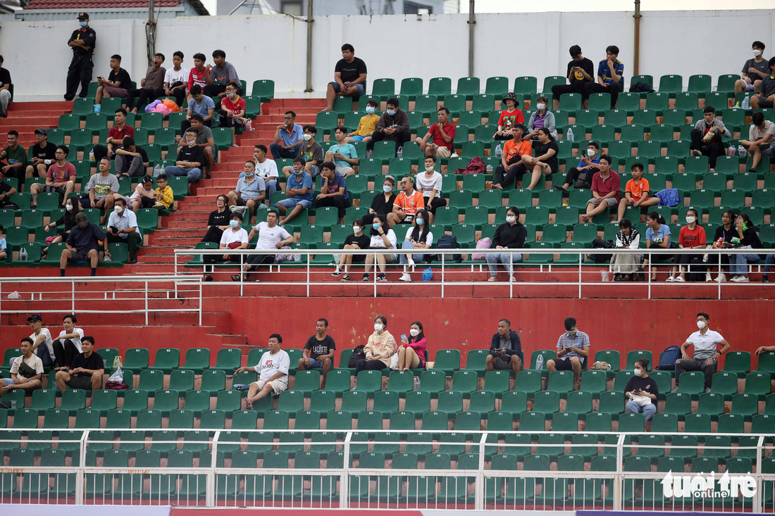 Sân Thống Nhất đìu hiu ngày Viettel đá mở màn AFC Cup 2022 - Ảnh 6.