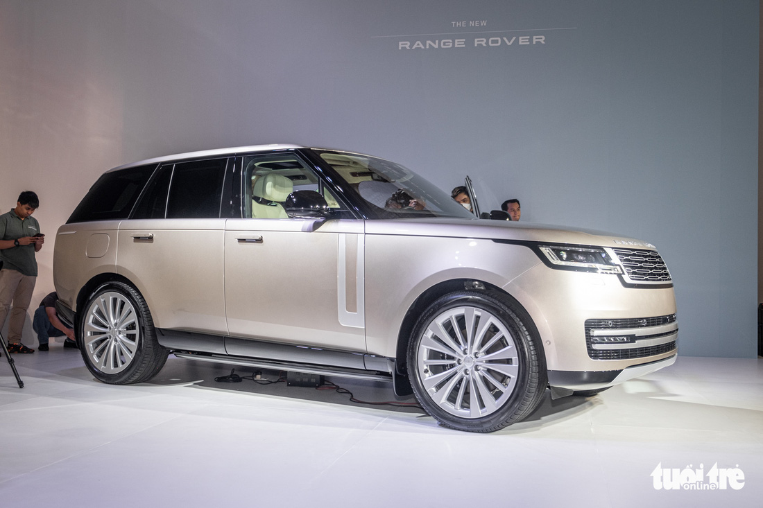 Range Rover 2022 ra mắt Việt Nam: Giá cao nhất gần 24 tỉ đồng, trang bị tràn ngập - Ảnh 1.