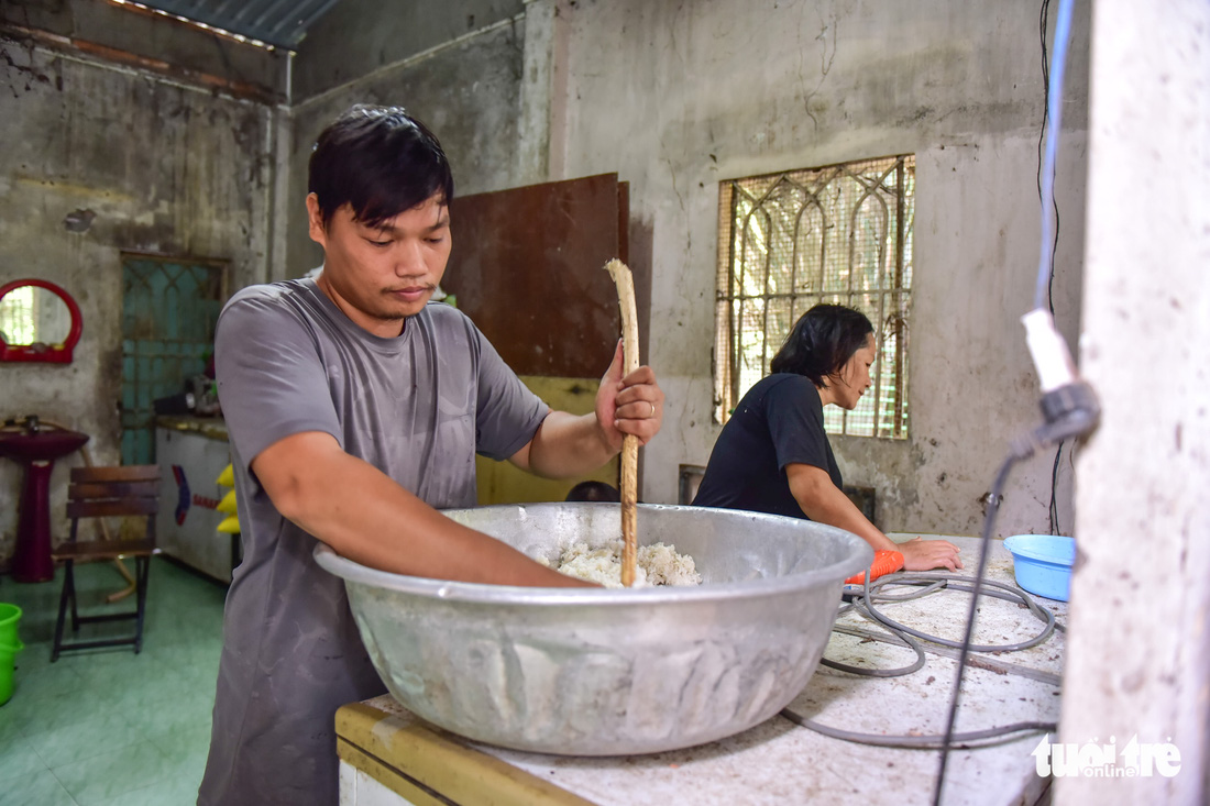 Người phụ nữ 6 năm cưu mang cả ngàn chú chó, mèo chuộc từ lò mổ - Ảnh 8.