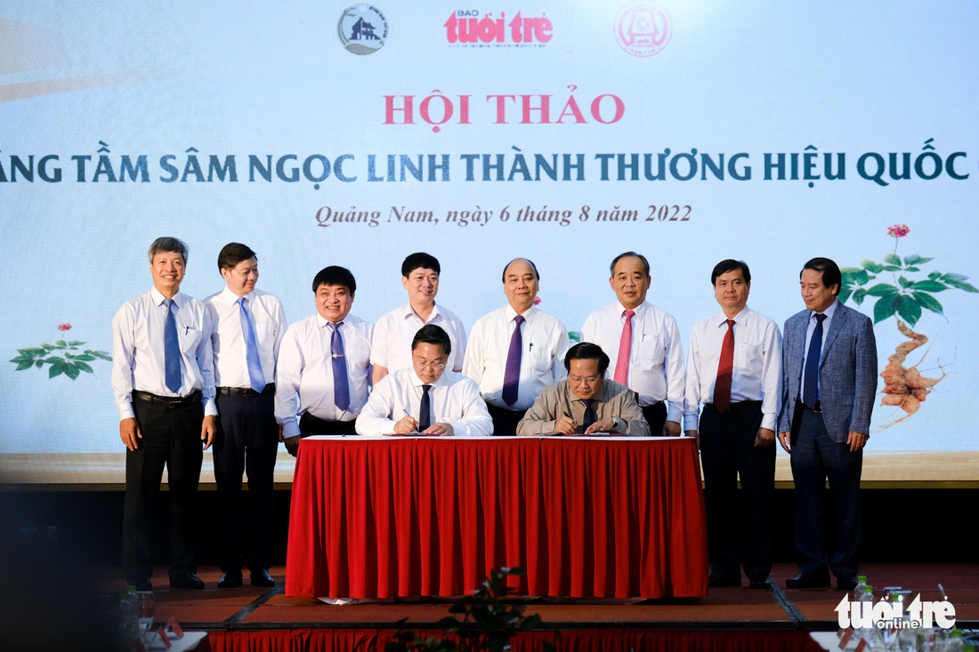 Chủ tịch nước: Sâm Ngọc Linh là quốc bảo, quốc kế dân sinh chứ không phải để tủ kính - Ảnh 2.