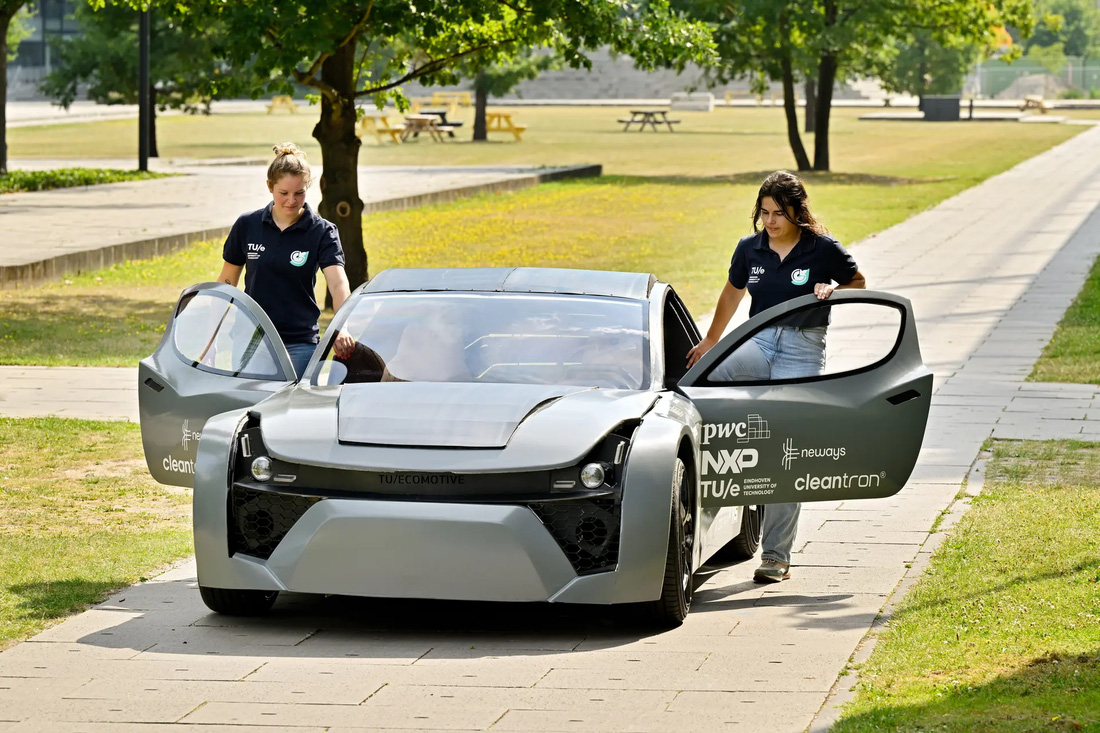 Sinh viên tự chế xe điện như BMW, hút CO2 như cây xanh - Ảnh 6.