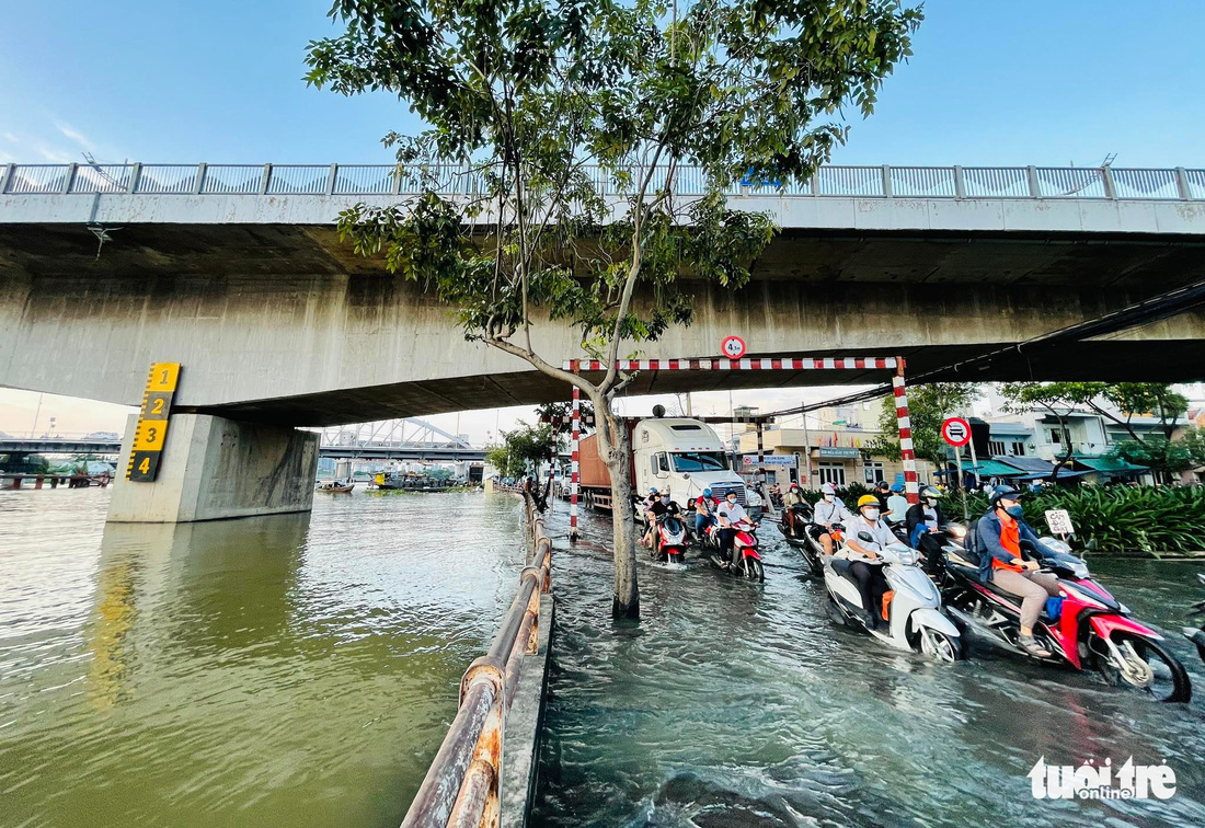 Tin sáng 26-9: Giá dầu thô lẫn xăng lao dốc; Bia rục rịch tăng giá; Cả nước mưa - Ảnh 4.