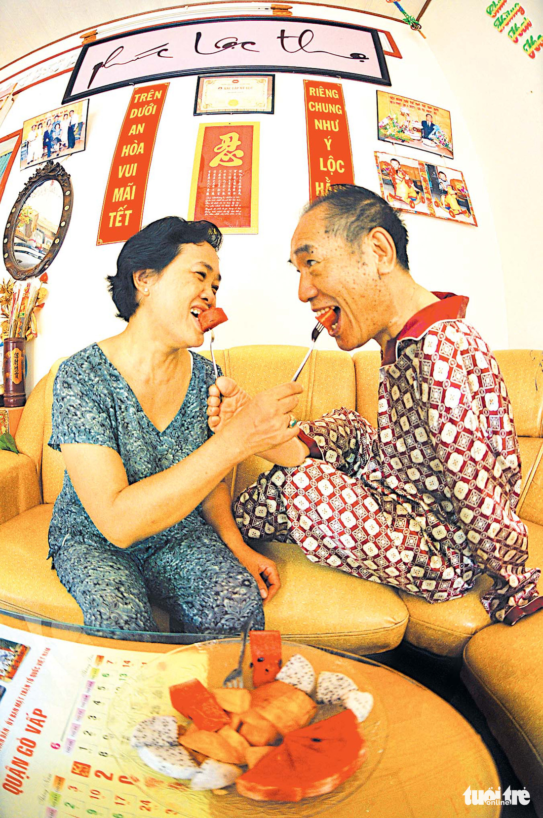 Thầy giáo Nguyễn Ngọc Ký: Hơn 60 năm là thần tượng về nghị lực sống cho nhiều thế hệ - Ảnh 2.