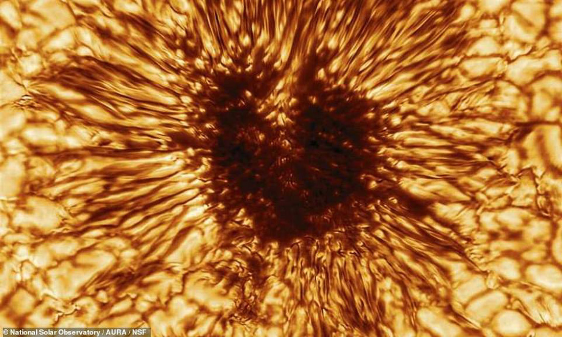 Hình ảnh tuyệt đẹp về Mặt trời do kính thiên văn hiện đại nhất thế giới chụp - Ảnh 4.