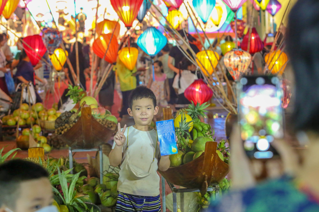 Đồng Tháp mang hàng trăm sản vật quê hương ra Hà Nội - Ảnh 6.