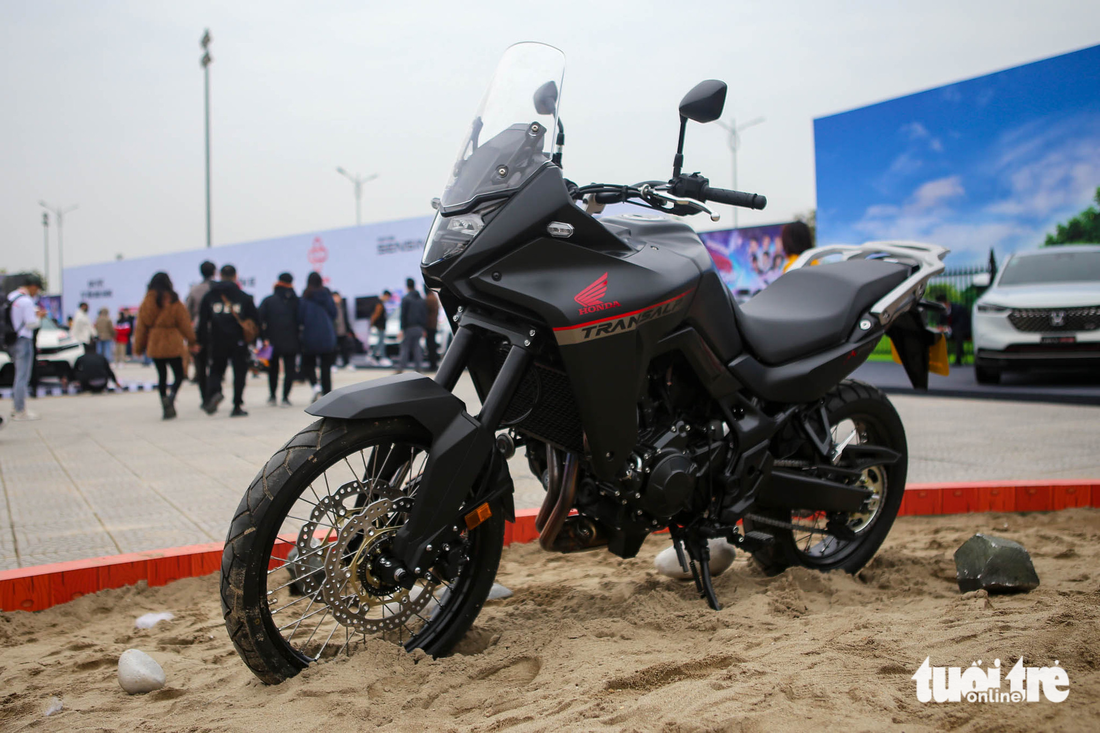 Honda Transalp XL750 thăm dò người dùng Việt Nam - Ảnh 1.