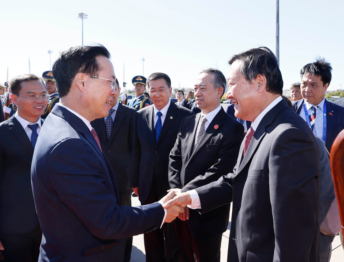 Lễ tiễn Chủ tịch nước Võ Văn Thưởng tại sân bay Bắc Kinh - Ảnh: TTXVN