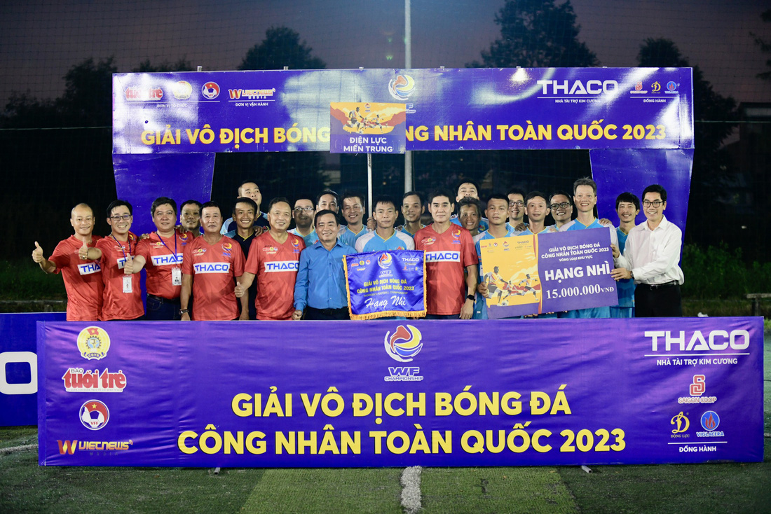 Đội Điện lực Miền Trung về nhì tại vòng loại Quảng Nam Giải vô địch bóng đá công nhân toàn quốc 2023 - Ảnh: QUANG ĐỊNH