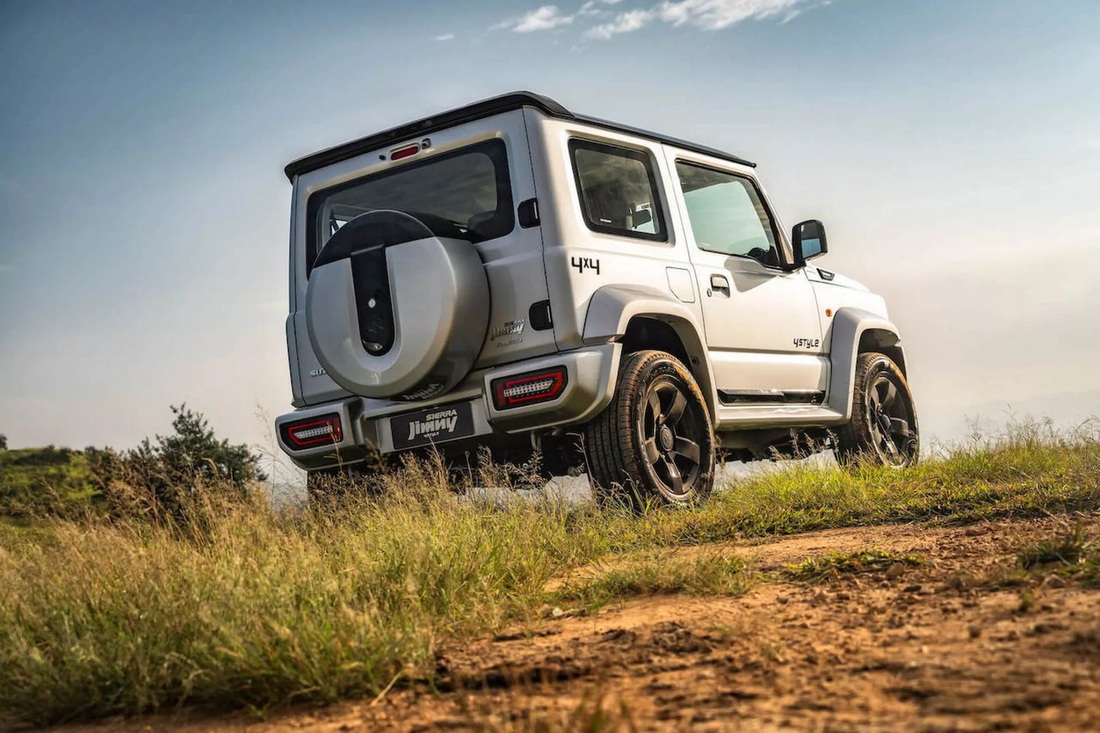 Suzuki bổ sung bản thể thao chính hãng cho Jimny - Ảnh 6.