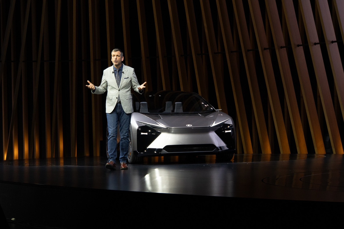 Lexus LF-ZC Concept: Bản xem trước của mẫu mới ra mắt năm 2026, đi xa gấp đôi xe điện thông thường - Ảnh 1.
