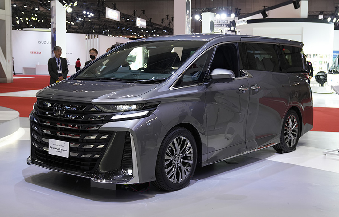 Toyota Vellfire Spacious Lounge Concept là một điểm nhấn chính của hãng tại Japan Mobility Show 2023 (JMS). Đây là bản siêu rộng của Vellfire - cấu hình thể thao của Alphard - Ảnh: Headlightmag