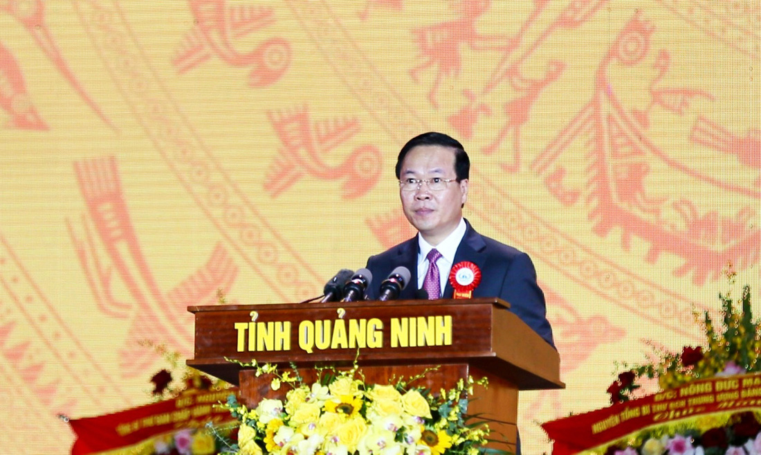Chủ tịch nước Võ Văn Thưởng đánh giá cao chặng đường 60 năm xây dựng và phát triển, Quảng Ninh ngày nay đang mang một sức sống mới, tầm vóc mới - Ảnh: Đ.PHƯƠNG