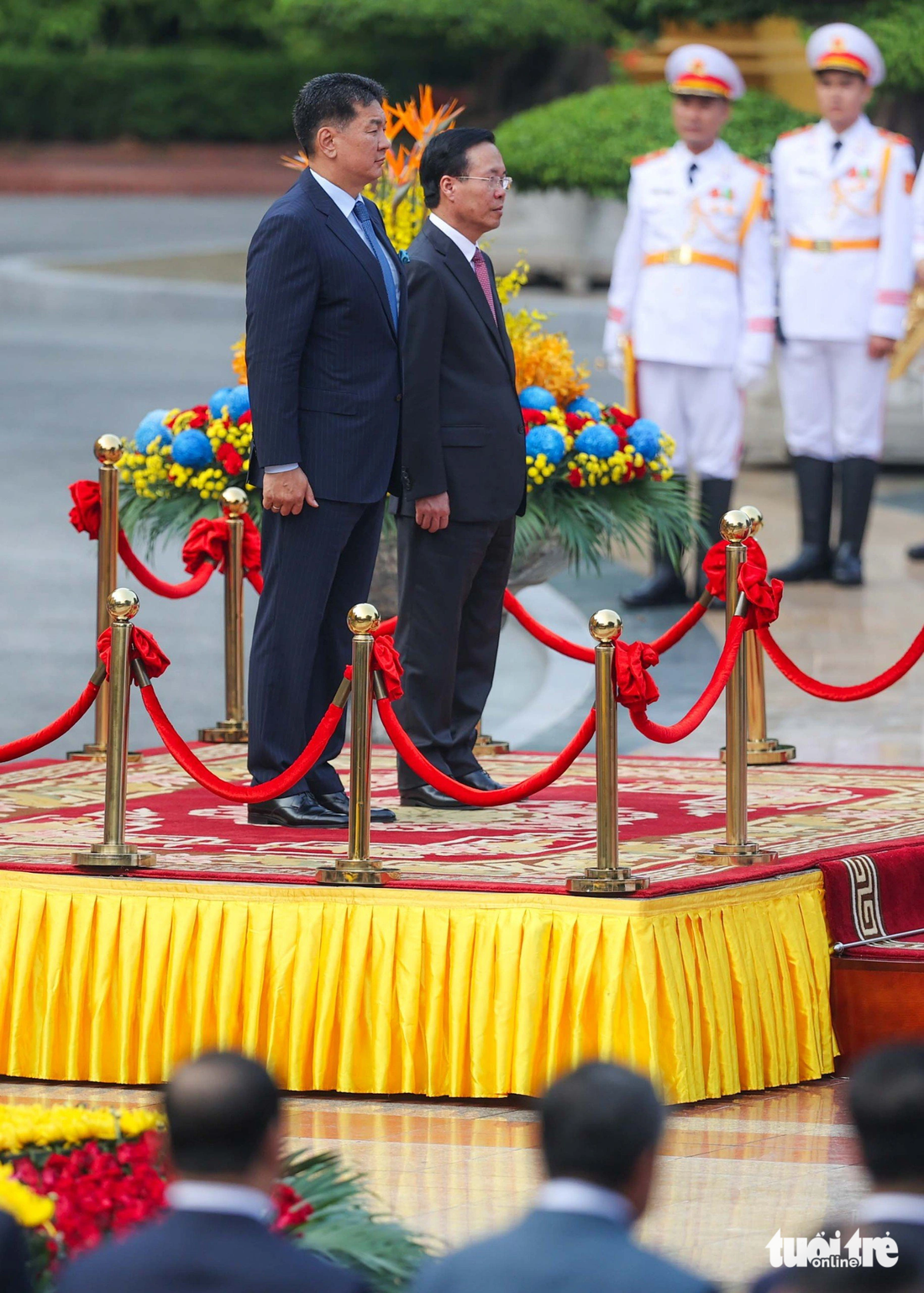 Lễ đón diễn ra không lâu sau khi Tổng thống Mông Cổ Ukhnaagiin Khurelsukh đến Việt Nam, bắt đầu chuyến thăm cấp nhà nước trong 5 ngày - Ảnh: NGUYỄN KHÁNH