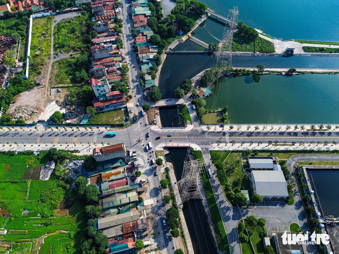 Điểm cuối của dự án kết nối với đường Tam Trinh thông qua cầu bắc qua sông Kim Ngưu - Ảnh: HỒNG QUANG