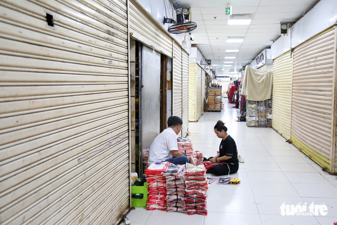 Hàng loạt tiểu thương ở chợ An Đông (quận 5, TP.HCM) đóng cửa, bỏ sạp 