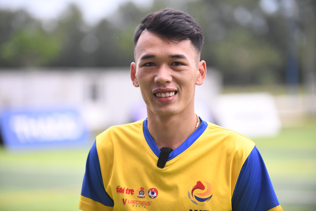Nguyễn Đình Linh, vua phá lưới vòng loại với 11 bàn thắng - Ảnh: QUANG ĐỊNH