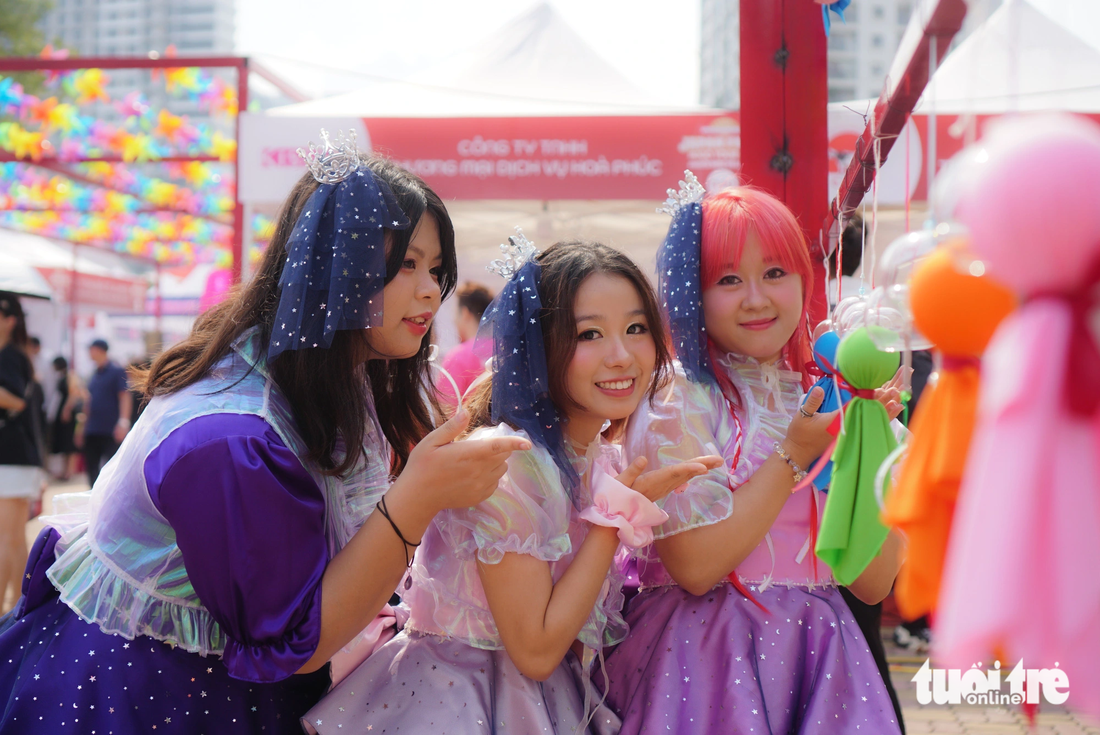 Lễ hội Japan Festa cũng là nơi để các bạn trẻ thể hiện đam mê với văn hóa Nhật qua các hoạt động âm nhạc, cosplay... - Ảnh: NGUYỄN HIỀN