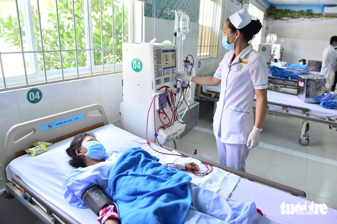 Hiện đã có 16 bệnh nhân đăng ký chạy thận tại Cần Giờ, trong số này có 3 bệnh nhân ở xã đảo Thạnh An - Ảnh: DUYÊN PHAN