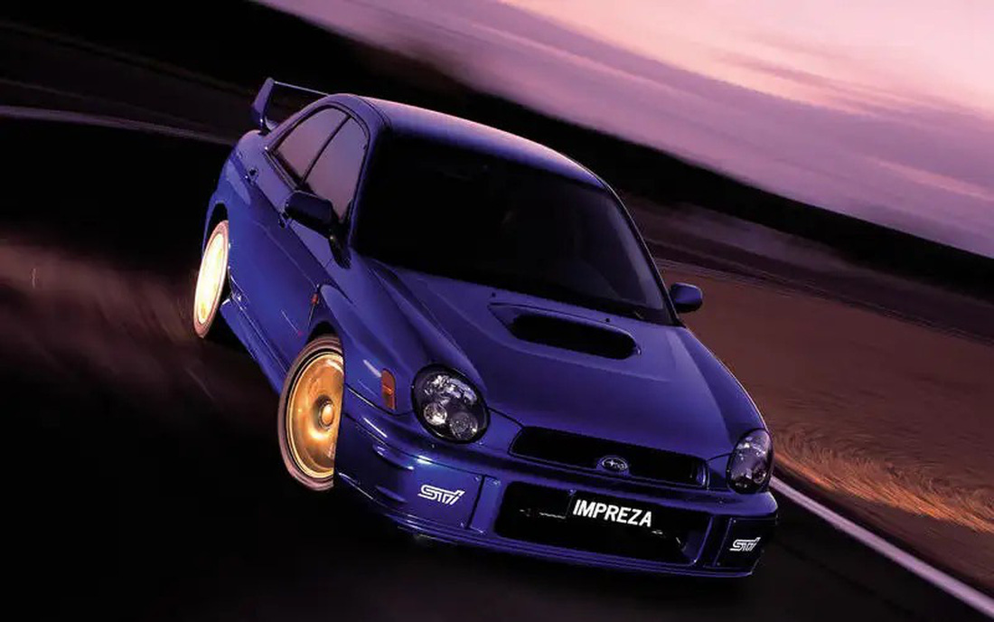 Subaru WRX (1992) - Ngay cả ở cấu hình tiêu chuẩn, WRX vẫn mang lại thanh âm rất riêng mà ít dòng xe nào mô phỏng được. Danh tiếng của mẫu xe này trong làng đua rally dần chuyển hóa sang đội hình phổ thông, qua đó duy trì dòng tên này với tập khách hàng trung thành tới tận ngày nay - Ảnh: Autocar
