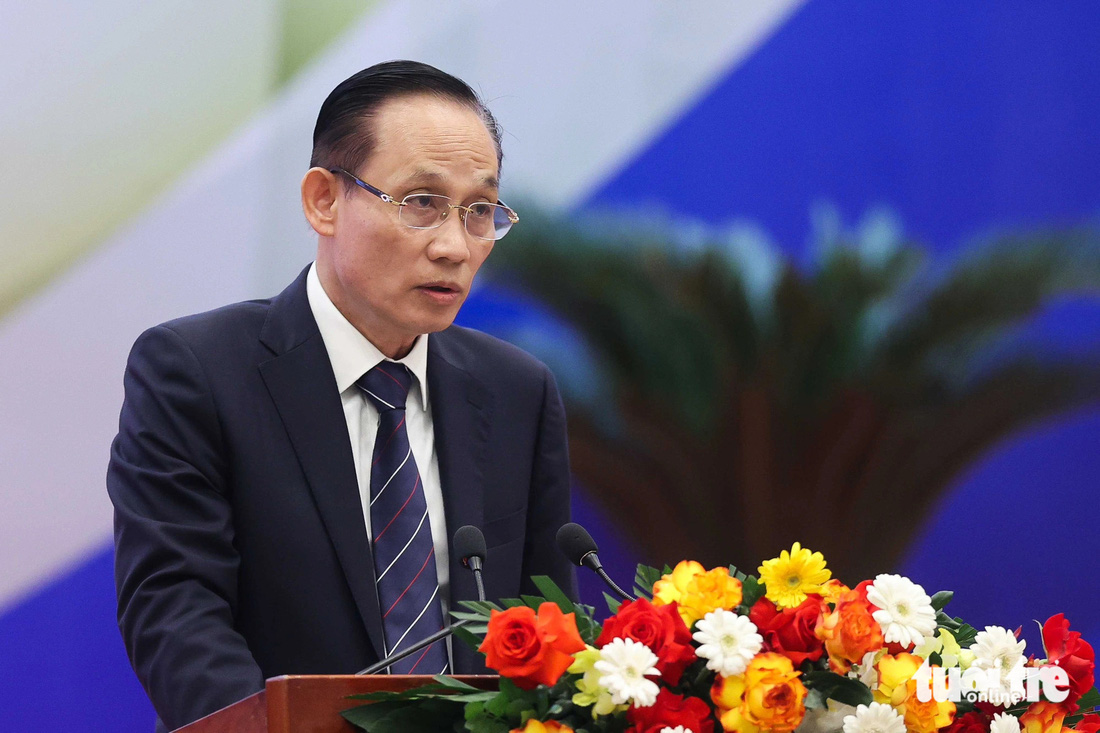 Trưởng Ban Đối ngoại Trung ương Lê Hoài Trung trình bày tham luận tại Hội nghị Ngoại giao thứ 32 - Ảnh: NGUYỄN KHÁNH
