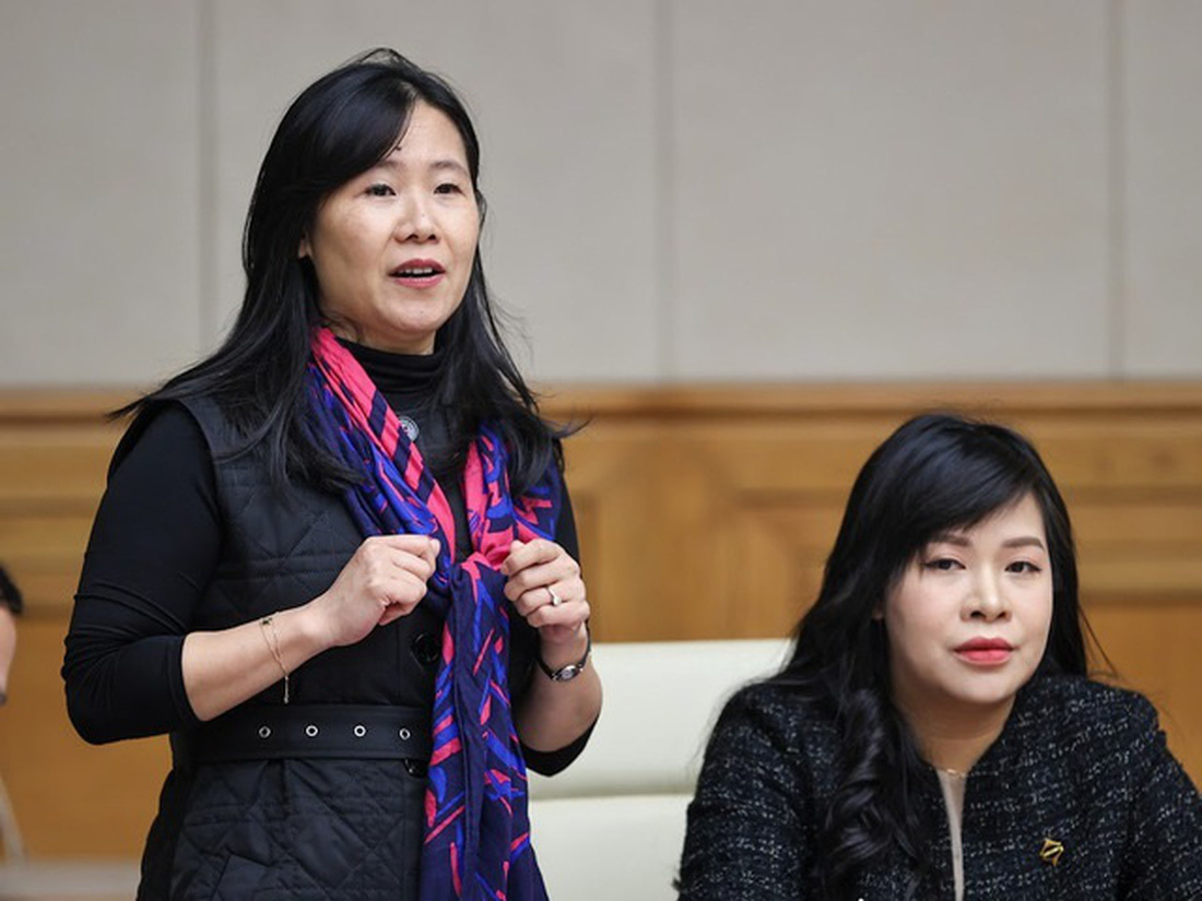 Tổng giám đốc BHD Ngô Thị Bích Hạnh (trái) và Phó tổng giám đốc Tập đoàn Sun Group Nguyễn Thái Hoài Anh đưa ra nhiều kiến nghị tại hội nghị - Ảnh: VGP