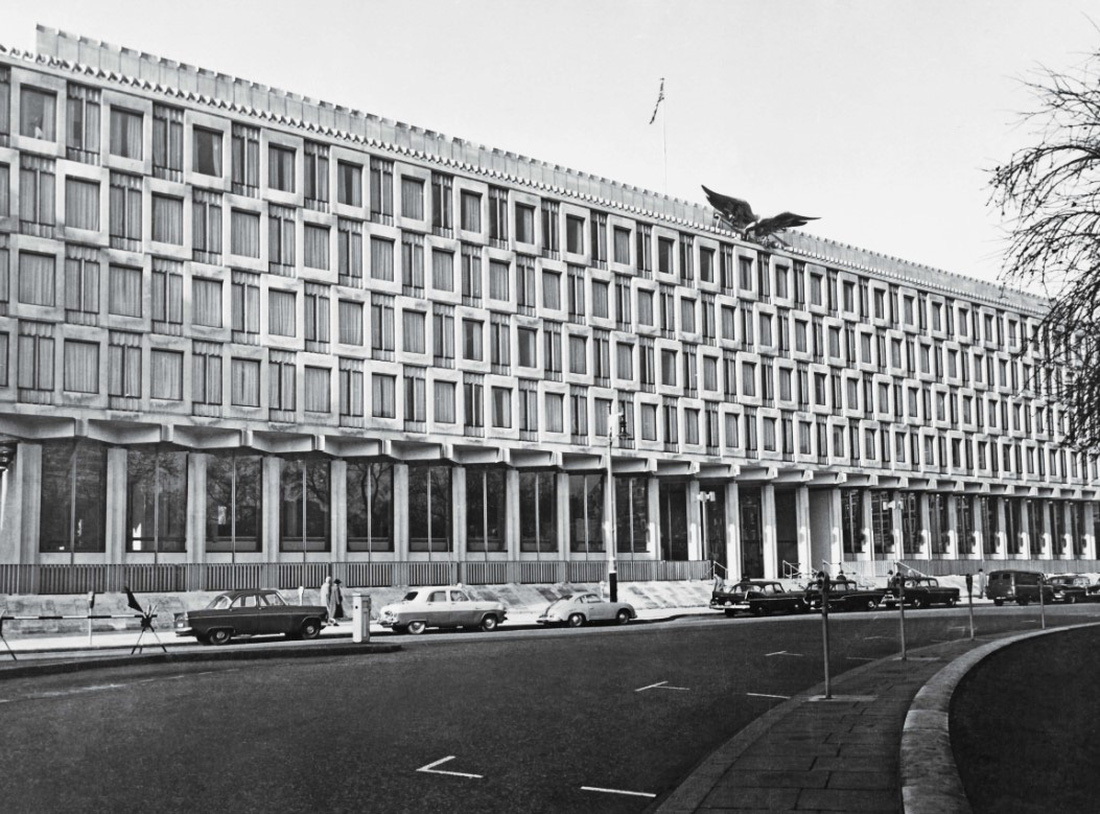 Đại sứ quán Mỹ cũ ở London được xây dựng sau Thế chiến II đang được chuyển đổi thành khách sạn - Ảnh: US DEPARTMENT OF STATE