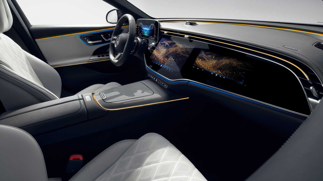 Nội thất Mercedes-Benz E-Class thế hệ mới lộ diện: 3 màn hình to, sẵn TikTok - Ảnh 9.