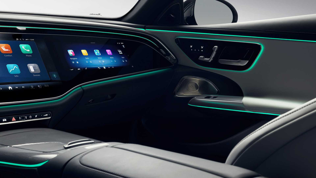 Nội thất Mercedes-Benz E-Class thế hệ mới lộ diện: 3 màn hình to, sẵn TikTok - Ảnh 5.