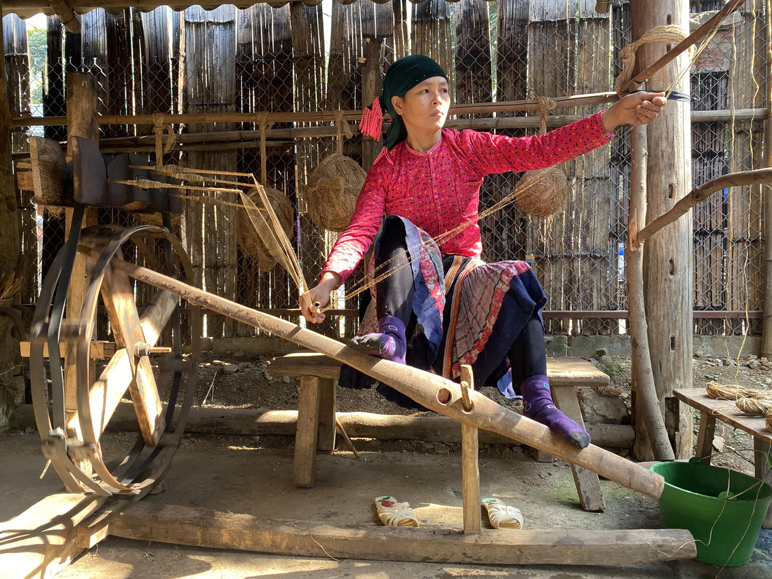 Vòng quanh Hà Giang 4 ngày 3 đêm: Nơi mỗi phiến đá hát một bài ca - Ảnh 15.