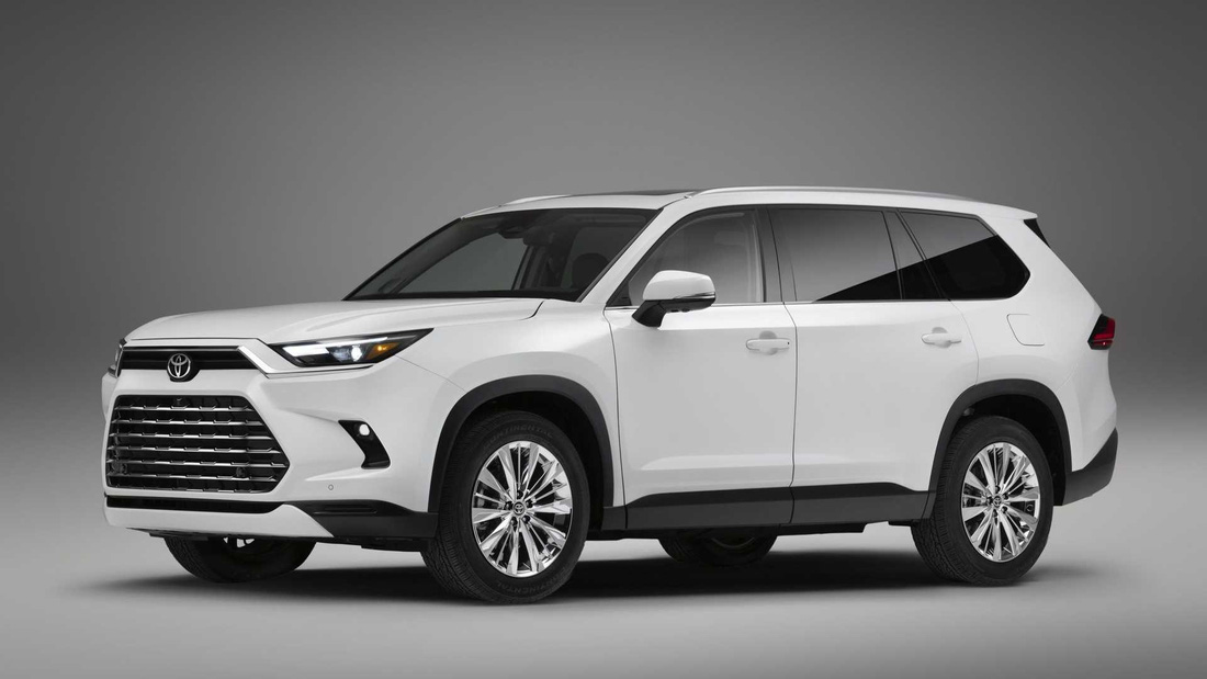 Toyota Grand Highlander 2023 ra mắt: 3 hàng ghế, 7 cổng USB và vô số điểm thực dụng - Ảnh 12.